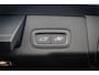 Volvo XC60 2.0 T8 Plug-in hybrid AWD Ultra Black Edition | Adaptieve Cruise Control | Panoramadak | Head-Up Display | Harman Kardon Audio | Stoel-/Stuurverwarming | 360° Parkeercamera | Dodehoek Detectie |