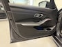BMW 3-Serie Touring 330e M-Sport PANO/LASER/HEAD-UP/CAMERA/ACC/SFEER/M-SPORTSTOELEN/KEYLESS/18"/CARPLAY/DONKERE-HEMEL/SHADOW-LINE/MINERAL-GRAU/VOLLLEDIG BMW DEALER HISTORIE