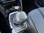 Peugeot 208 1.2 Turbo 100PK Allure | Afneembare trekhaak 1200KG | All season Banden | Navigatie via Telefoon | Keyless Start | Climate Control | LED Verlichting | Camera | Parkeersensoren | Cruise Control | Lichtmetalen Velgen | Half Lederen Bekleding |