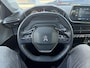 Peugeot 208 1.2 Turbo 100PK Allure | Afneembare trekhaak 1200KG | All season Banden | Navigatie via Telefoon | Keyless Start | Climate Control | LED Verlichting | Camera | Parkeersensoren | Cruise Control | Lichtmetalen Velgen | Half Lederen Bekleding |