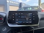Peugeot 208 1.2 Turbo 100PK Allure | Afneembare trekhaak 1200KG | All season Banden | Navigatie via Telefoon | Keyless Start | Climate Control | LED Verlichting | Camera | Parkeersensoren | Cruise Control | Lichtmetalen Velgen | Half Lederen Bekleding |