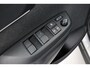 Toyota Yaris Cross 1.5 Hybrid Dynamic | Dodehoek detectie | Parkeersensoren voor/achter | Apple Carplay / Android Auto | Stoel-/stuurverwarming | Adaptive Cruise | Full LED | Keyless | Clima | Camera | 17 inch