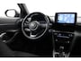 Toyota Yaris Cross 1.5 Hybrid Dynamic | Dodehoek detectie | Parkeersensoren voor/achter | Apple Carplay / Android Auto | Stoel-/stuurverwarming | Adaptive Cruise | Full LED | Keyless | Clima | Camera | 17 inch