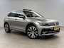 Volkswagen Tiguan 1.4 TSI ACT Highline R-Line | Pano | Virtual | DSG | Cruise | Carplay | LED | Trekhaak | NAP