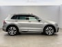 Volkswagen Tiguan 1.4 TSI ACT Highline R-Line | Pano | Virtual | DSG | Cruise | Carplay | LED | Trekhaak | NAP