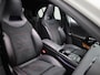 Mercedes-Benz A-klasse 180 Premium Plus | Automaat | Schuifdak | LED Koplampen | Sfeerverlichting | Getint Glas | Lichtmetalen Velgen |