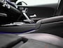Mercedes-Benz A-klasse 180 Premium Plus | Automaat | Schuifdak | LED Koplampen | Sfeerverlichting | Getint Glas | Lichtmetalen Velgen |