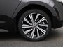 Toyota Corolla 1.8 Hybrid Business Plus | Navigatie | Airco | Lichtmetalen Velgen | Privacy Glass | Camera | Keyless |
