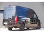 Mercedes-Benz Sprinter 319 3.0 CDI V6 L2H2 3-ZITS, AUT. LED, 3.5T TREKHAAK, MBUX 10'', STANDKACHEL, ZONNEKLEP, VOORSPOILER, KUNSTSTOFDELEN IN KLEUR, CAMERA, NAVI, CRUISE