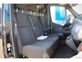 Mercedes-Benz Sprinter 319 3.0 CDI V6 L2H2 3-ZITS, AUT. LED, 3.5T TREKHAAK, MBUX 10'', STANDKACHEL, ZONNEKLEP, VOORSPOILER, KUNSTSTOFDELEN IN KLEUR, CAMERA, NAVI, CRUISE
