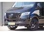 Mercedes-Benz Sprinter 319 3.0 CDI V6 L2H2 3-ZITS, AUT. LED, 3.5T TREKHAAK, MBUX 10'', STANDKACHEL, ZONNEKLEP, VOORSPOILER, KUNSTSTOFDELEN IN KLEUR, CAMERA, NAVI, CRUISE