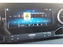 Mercedes-Benz Sprinter 319 3.0 CDI V6 L2H2 3-ZITS, AUT. LED, 3.5T TREKHAAK, MBUX 10'', STANDKACHEL, ZONNEKLEP, VOORSPOILER, KUNSTSTOFDELEN IN KLEUR, CAMERA, NAVI, CRUISE
