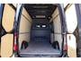 Mercedes-Benz Sprinter 319 3.0 CDI V6 L2H2 3-ZITS, AUT. LED, 3.5T TREKHAAK, MBUX 10'', STANDKACHEL, ZONNEKLEP, VOORSPOILER, KUNSTSTOFDELEN IN KLEUR, CAMERA, NAVI, CRUISE