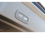 Volvo XC40 2.0 B4 Plus Black Edition | Denim Blue MEtallic | Microtech/Nubuck bekelding charcoal | 20 inch lichtmetalen velgen | Elektrisch verstelbare voorstoelen | Adaptieve Cruise Control | Panoramadak | Stoel- & stuurwielverwarming