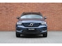 Volvo XC40 Recharge Plus | Stoel-/ stuurwielverwarming | Extra getint glas | Adaptieve cruise control | 19 inch. lichtmetalen velgen | BLIS | Apple Carplay/ Android auto | All-season banden | Dak in contrasterende kleur | Keyless entry