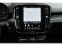 Volvo XC40 Recharge Plus | Stoel-/ stuurwielverwarming | Extra getint glas | Adaptieve cruise control | 19 inch. lichtmetalen velgen | BLIS | Apple Carplay/ Android auto | All-season banden | Dak in contrasterende kleur | Keyless entry