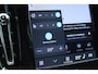 Volvo XC40 Recharge Plus | Stoel-/ stuurwielverwarming | Extra getint glas | Adaptieve cruise control | 19 inch. lichtmetalen velgen | BLIS | Apple Carplay/ Android auto | All-season banden | Dak in contrasterende kleur | Keyless entry