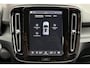 Volvo XC40 Recharge Plus | Stoel-/ stuurwielverwarming | Extra getint glas | Adaptieve cruise control | 19 inch. lichtmetalen velgen | BLIS | Apple Carplay/ Android auto | All-season banden | Dak in contrasterende kleur | Keyless entry