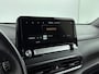 Hyundai Kona Electric EV Premium Edition 64 kWh | 3 Fase | SOH 97.8% | Climate Controle | Leder | Stoel + Stuurverwarming | Navigatie | Cruise Control