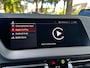 BMW 1-Serie 118i Business Edition M-Sport Automaat | M-AERODYNAMICA| STOF/LEDERENBEKLEDING| SFEERVERLICHTING| NAVIGATIE + APPLE CARPLAY/ANDROID AUTO| PARKEERSENSOREN V+A| LED KOPLAMPEN| SPORTSTOEL| DEALER ONDERHOUDEN| EERSTE EIGENAAR|