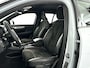 Volvo XC40 T4 Recharge R-Design | Parkeercamera | Stoel- en Stuurverwarming | Cruise control | Navigatie