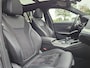 BMW 3-Serie Touring 330e M-Sport Touring Plus | LED | Pano | Trekhaak | Stoelverwarming | Shadow-Line | Park Assist | Driving Assistant | Vol |