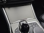 BMW 3-Serie Touring 330e M-Sport Touring Plus | LED | Pano | Trekhaak | Stoelverwarming | Shadow-Line | Park Assist | Driving Assistant | Vol |