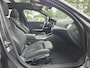 BMW 3-Serie Touring 330e M-Sport Touring Plus | LED | Pano | Trekhaak | Stoelverwarming | Shadow-Line | Park Assist | Driving Assistant | Vol |