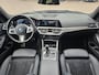 BMW 3-Serie Touring 330e M-Sport Touring Plus | LED | Pano | Trekhaak | Stoelverwarming | Shadow-Line | Park Assist | Driving Assistant | Vol |