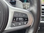BMW 3-Serie Touring 330e M-Sport Touring Plus | LED | Pano | Trekhaak | Stoelverwarming | Shadow-Line | Park Assist | Driving Assistant | Vol |