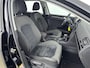 Volkswagen Golf 1.2 TSI Highline | Automaat | Climate Control | Lichtmetalen Velgen | Trekhaak | Navigatie | Cruise Control |