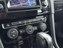 Volkswagen Golf 1.2 TSI Highline | Automaat | Climate Control | Lichtmetalen Velgen | Trekhaak | Navigatie | Cruise Control |