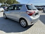 Toyota Yaris 1.0 VVT-i Aspiration 5-Deurs | Climate control | Camera | Navigatie | Cruise control | Elektrisch Pakket | Bluetooth telefoonvoorbereiding