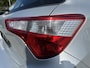 Toyota Yaris 1.0 VVT-i Aspiration 5-Deurs | Climate control | Camera | Navigatie | Cruise control | Elektrisch Pakket | Bluetooth telefoonvoorbereiding