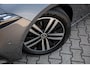 Mercedes-Benz A-klasse 180 Premium Plus , Adaptive cruise control, Sfeerverlichting, Stoelverwarming, Achteruitrijcamera