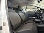 Citroën C3 1.2 PureTech C-Series Airco - Apple carplay - Bluetooth - Cruise control - Licht metalen velgen 16 inch - Navigatiesysteem - Radio - Stuur multifunctioneel - Led verlichting - Mistlampen - Start/stop systeem - Elektrische ramen - Extra getint glas achter