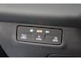 Volkswagen T-Roc 1.5 eTSI R-Line/PANO/CAMERA/CARPLAY