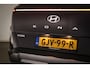 Hyundai Kona 1.6 GDI HEV Premium | ACHTERBANKVERWARMING | STOELVENTILATIE | DAB | APPLE | CAMERA