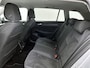 Volkswagen Golf Variant 1.0 TSI Life Business | Apple Carplay / Android Auto | Achteruitrijcamera | Parkeersensoren | Stuurverwarming | Stoelverwarming |