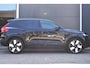 Volvo XC40 Recharge Core | Comfortstoelen | Stoelverwarming | Stuurwielverwarming | Draadloze telefoonlader | Adaptive Cruise Control | Parkeersensoren voor + achter | Parkeercamera |