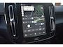 Volvo XC40 Recharge Core | Comfortstoelen | Stoelverwarming | Stuurwielverwarming | Draadloze telefoonlader | Adaptive Cruise Control | Parkeersensoren voor + achter | Parkeercamera |