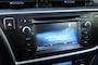 Toyota Auris 1.8 VVT-i Hybrid, All-Season banden, Cruise, Trekhaak, Camera etc.