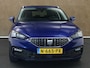 SEAT Leon Sportstourer 1.5 eTSI XCELLENCE - STOEL & STUUR VERWARMING - PARKEERSENSOREN VOOR EN ACHTER - HOMMEL ONDERHOUDEN - NAVIGATIE - DRAADLOZE TELEFOONLADER - ACHTERUITRIJ CAMERA - APPLE CARPLAY/ANDROID AUTO - KEYLESS ENRTY & START