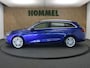 SEAT Leon Sportstourer 1.5 eTSI XCELLENCE - STOEL & STUUR VERWARMING - PARKEERSENSOREN VOOR EN ACHTER - HOMMEL ONDERHOUDEN - NAVIGATIE - DRAADLOZE TELEFOONLADER - ACHTERUITRIJ CAMERA - APPLE CARPLAY/ANDROID AUTO - KEYLESS ENRTY & START