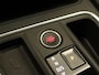 SEAT Leon Sportstourer 1.5 eTSI XCELLENCE - STOEL & STUUR VERWARMING - PARKEERSENSOREN VOOR EN ACHTER - HOMMEL ONDERHOUDEN - NAVIGATIE - DRAADLOZE TELEFOONLADER - ACHTERUITRIJ CAMERA - APPLE CARPLAY/ANDROID AUTO - KEYLESS ENRTY & START