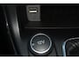 Ford Focus Wagon 1.0-125pk Titanium. Zeer nette, praktische en goed onderhouden wagen, afkomstig van de 1e eig. ! Autm. airco dual, cruise control, trekhaak, verwarmd voorraam, navigatie, telefoonvoorb., metallic lak, pdc v~a, LM wielen, All Season banden etc.