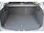 Ford Focus Wagon 1.0-125pk Titanium. Zeer nette, praktische en goed onderhouden wagen, afkomstig van de 1e eig. ! Autm. airco dual, cruise control, trekhaak, verwarmd voorraam, navigatie, telefoonvoorb., metallic lak, pdc v~a, LM wielen, All Season banden etc.