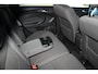Ford Focus Wagon 1.0-125pk Titanium. Zeer nette, praktische en goed onderhouden wagen, afkomstig van de 1e eig. ! Autm. airco dual, cruise control, trekhaak, verwarmd voorraam, navigatie, telefoonvoorb., metallic lak, pdc v~a, LM wielen, All Season banden etc.