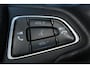 Ford Focus Wagon 1.0-125pk Titanium. Zeer nette, praktische en goed onderhouden wagen, afkomstig van de 1e eig. ! Autm. airco dual, cruise control, trekhaak, verwarmd voorraam, navigatie, telefoonvoorb., metallic lak, pdc v~a, LM wielen, All Season banden etc.