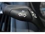 Ford Focus Wagon 1.0-125pk Titanium. Zeer nette, praktische en goed onderhouden wagen, afkomstig van de 1e eig. ! Autm. airco dual, cruise control, trekhaak, verwarmd voorraam, navigatie, telefoonvoorb., metallic lak, pdc v~a, LM wielen, All Season banden etc.
